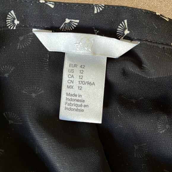 H&M Tunic - Picture 4 of 4